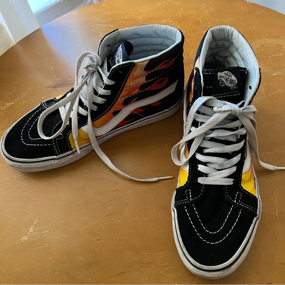 🥀Vans Flame Sk8-Hi Reissue Sneakers MEN 6.5 WOM 8🥀 - Picture 5 of 14